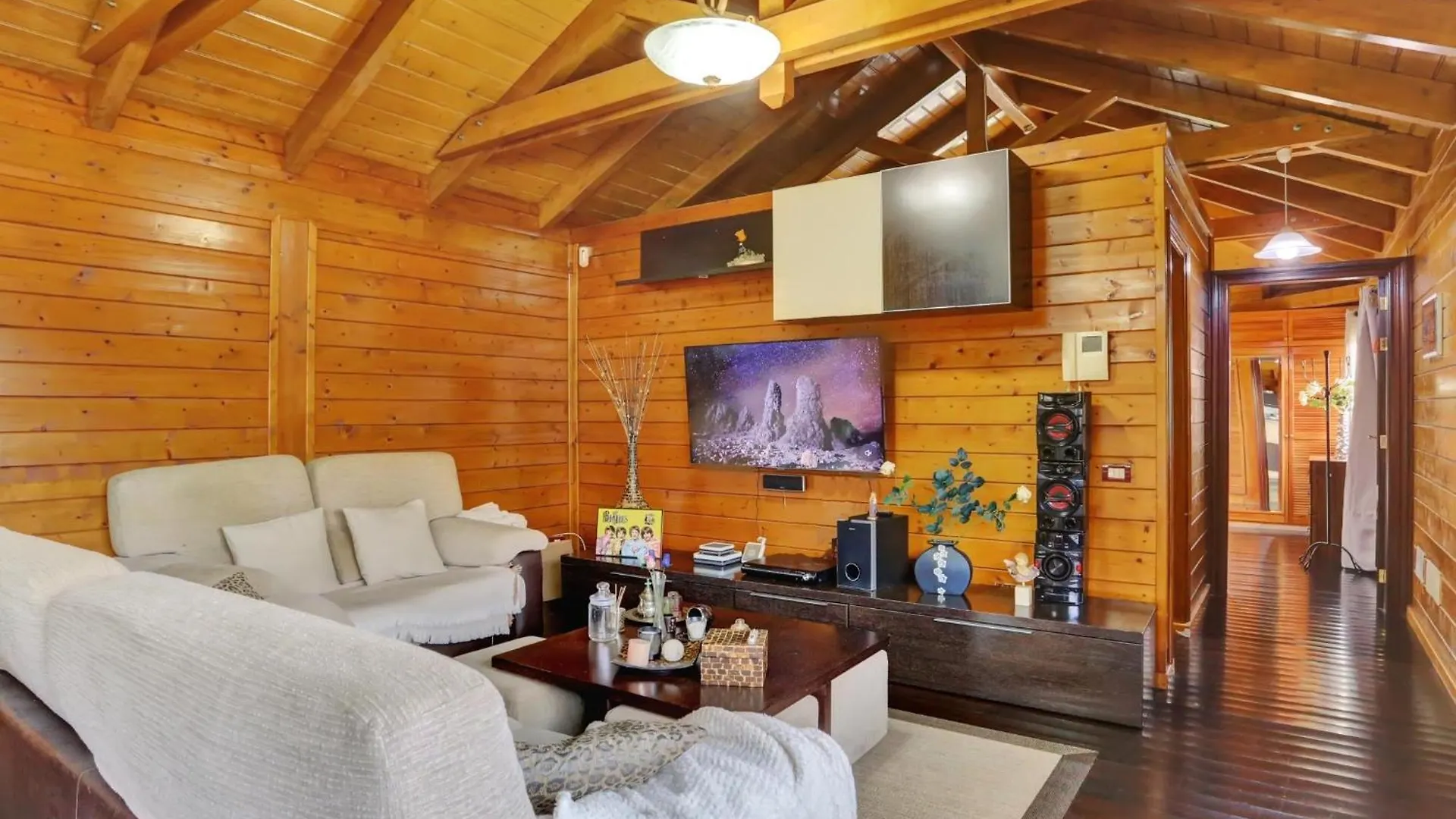 Nyaraló Wooden House With Private Pool Lush Garden Villa La Laguna